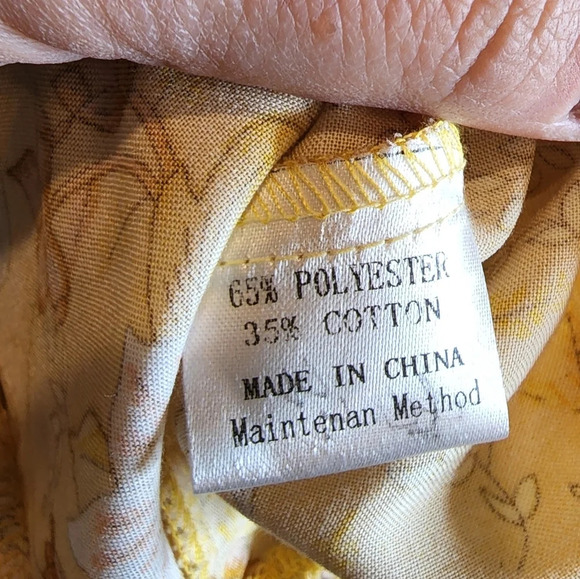 NWT Zesica Wrap Dress Yellow Floral Size Small - Picture 13 of 16